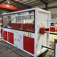 Machine de fabrication de profilés PVC pour fenêtres et portes, machine de production de panneaux muraux en PVC