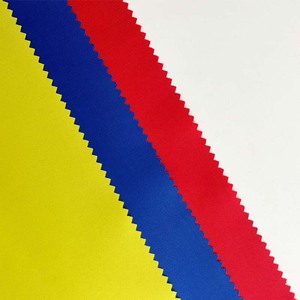 <span class=keywords><strong>250D</strong></span> Ignifuge Étanche 1000 100% Polyester PU Enduit Oxford Tissu pour Sac à Dos - Product Image 2