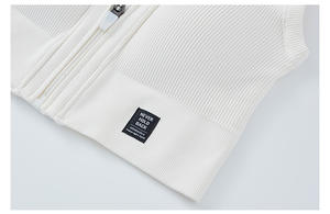 Yoga T-shirt court dos nu en coton élasthanne côtelé pour femme - Product Image 5