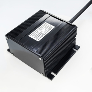 Convertisseur abaisseur isolé simple 24V10A de haute qualité pour applications automobiles, domestiques et industrielles, stabilisateur de tension moteur 90% HJ24V10V-G - Product Image 3