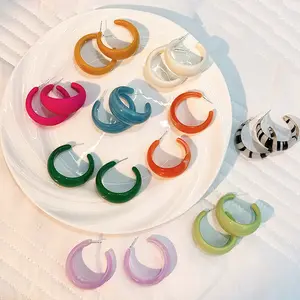 2023 Wholesale Manufacturer Fashion Jewelry C Shape Earrings Colorful Acrylic Pair Layies Blank Plastic Earrings For Female