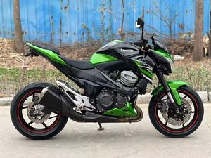 Motocicleta <span class=keywords><strong>Kawasaki</strong></span> Z800 Usada de 806cc con Motor DOHC de 16 Válvulas Refrigerado por Líquido con Inyección Electrónica de Combustible - Product Image 4