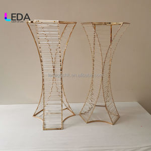 LEDA - Moderno y Elegante Soporte de Metal Dorado para Flores, Florero Transparente, Nuevos Centros de Mesa para Bodas, Decoración del Hogar, Artículos para Fiestas - Product Image 3