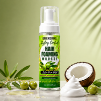 Mousse coiffante forte tenue à l'huile d'olive pour définir les boucles, les tresses, les ondulations et les cheveux texturés