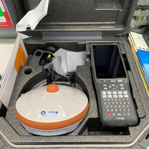 جهاز استقبال gns Rtk لمسح الأراضي ثنائي التردد <span class=keywords><strong>Gps</strong></span> جهاز قياس <span class=keywords><strong>Gps</strong></span> - Product Image 6