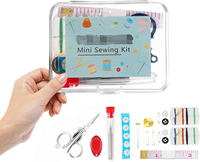 Kit de couture miniature de voyage, trousse de mercerie portable, ensemble d'outils de couture d'urgence avec étui de rangement, fils, ciseaux, aiguilles, boutons