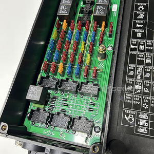 Boîte à fusibles SCHWITE 14553369 146411 pour excavatrice électrique, relais et porte-fusibles compatibles avec VOE210 290 - Product Image 4