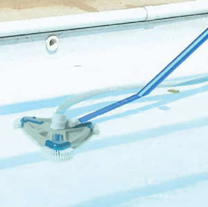 Tête <span class=keywords><strong>d</strong></span>'aspirateur triangulaire transparente et lestée pour <span class=keywords><strong>piscine</strong></span>, <span class=keywords><strong>brosse</strong></span> flexible pour nettoyeur de <span class=keywords><strong>piscine</strong></span> enterrée - Product Image 4