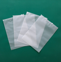 Sacs d'emballage en plastique épais personnalisés avec logo imprimé, sacs à fermeture éclair givrés pour vêtements, chaussettes, t-shirts