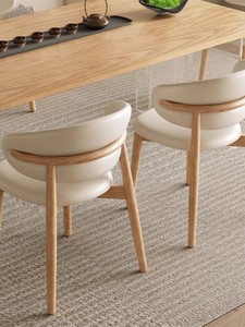 Ghế ăn gỗ nguyên khối bọc da cao cấp phong cách hiện đại sang trọng dành cho nhà ở, nhà bếp, nhà hàng, khách sạn, quán cà phê, bệnh viện - Product Image 3