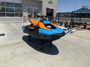 Opción de Venta 2026 Sea-Doo Trixx para 3 - 10' Disponible para la venta con garantía - Product Image 1