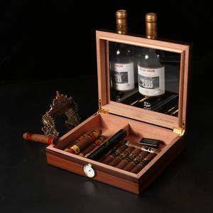 Humidores para Cigarros, Caja de Almacenamiento de Cigarros con Tapa de Vidrio, Madera de Cedro Español Hecha a Mano con Divisor, Humidificador e Higrómetro - Product Image 3