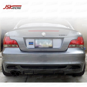 2007-2011 DIFUSOR DE FIBRA DE CARBONO PARA <span class=keywords><strong>BMW</strong></span> SERIE 1 <span class=keywords><strong>E82</strong></span> E88 <span class=keywords><strong>135i</strong></span> (SOLO PARA PARACHOQUES DE LA M-TECH) - Product Image 1
