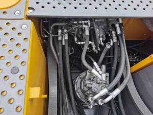 Excavadora Volvo 210 Mecánica Usada a Precio Económico, Excavadora Prime 210 en Buen Estado para la Venta - Product Image 5