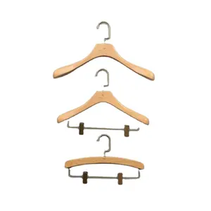 <span class=keywords><strong>Porte</strong></span>-cintres en <span class=keywords><strong>bois</strong></span> à crochets et pinces personnalisés pour magasin de vêtements pour dames Cintre avec clip - Product Image 1