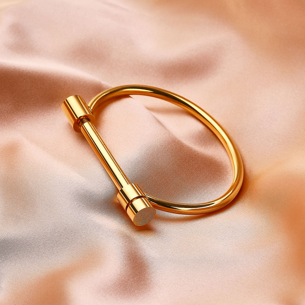 HOMOOCI Wholesale Custom Horseshoe Stainless Steel Women 18K Gold Plated D  Shape Fashion Jewelry Bangles Bracelets