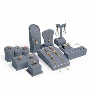 Plateau de présentation de bijoux en velours bleu personnalisé WEIMEI avec supports pour colliers, boucles d'oreilles, bagues et bracelets - Product Image 2