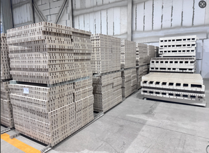 Coffrage en plastique léger de qualité supérieure, réutilisable 200 fois, design moderne, pour murs, colonnes, dalles, travaux de construction en béton - Product Image 2