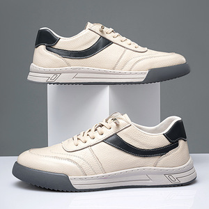 รองเท้าหนังลำลองผู้ชายแบบสวม สีพื้น พื้นนุ่ม สไตล์เรือ - Product Image 3