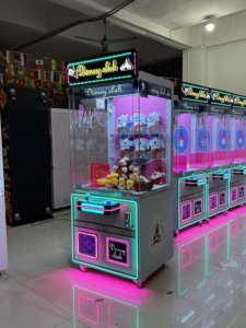 Máquina de Juego Operada con Monedas, Grúa de Juguetes, Regalo Interesante, Premio de Muñeca, Máquina de Juego Personalizable que Funciona con Monedas - Product Image 4