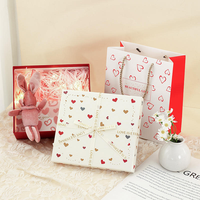 Boîte cadeau rigide personnalisée en carton pour emballage de détail et de marque avec ruban et couvercle