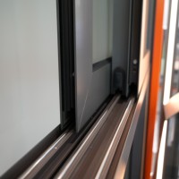 Ventanas correderas de aluminio con rotura de puente térmico de diseño moderno para aislamiento térmico residencial exterior de Villa con pantalla