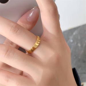 Anillo Circular de Plata de Ley S925 con Diseño de Escamas de Pescado para Mujer, Nuevo Diseño de Nicho Chino, Incrustaciones de 18K, Personalidad Moderna, Lujo Ligero - Product Image 1