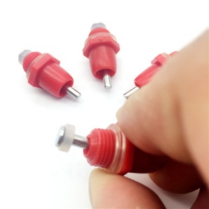 Bebedero automático rojo <span class=keywords><strong>para</strong></span> pollos, fuente de agua <span class=keywords><strong>para</strong></span> aves de corral, equipo de ganadería <span class=keywords><strong>para</strong></span> gallinas, patos, codornices y jaulas de <span class=keywords><strong>pájaros</strong></span>. - Product Image 6