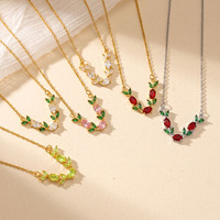 Nouveauté : Collier délicat en forme de V avec feuille, pendentif en zircon cubique coloré pour femme, bijoux tendance