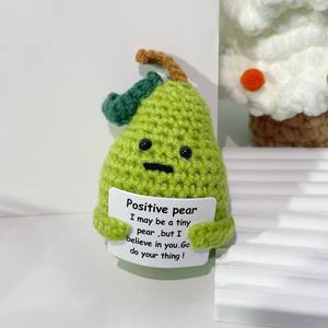 Vente directe d'usine, poupée en crochet faite à la main en forme de fraise - Soutien émotionnel, énergie positive, ornement d'encouragement, cadeau d'anniversaire - Product Image 5