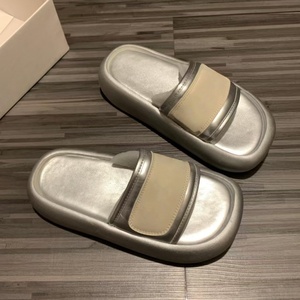 Sandalias Planas de Alta Calidad para Mujer, Estilo Casual para Caminar en la Playa, Verano 2025, Moda en Calzado Femenino - Product Image 2