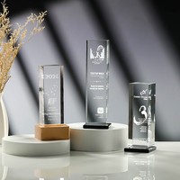 Mini trophée en cristal avec logo personnalisé, incrustation 3D, lumière LED illuminée, veilleuse pour réunion annuelle d'entreprise, cadeaux de bienvenue pour entreprises