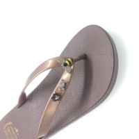 Vente en gros épingles à chaussures en métal pour bricolage populaire nœud coloré accessoires émail abeille tongs breloques boucles amovibles pour chaussure
