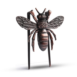 Marcapáginas de Metal con Diseño Personalizado en Forma de Araña, Color Cobre Rojo Antiguo - Product Image 5