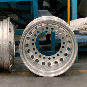 Aluminium-LKW- und Anhängerfelge Geschmiedete Aluminiumfelge 22,5x11,75 - Product Image 3