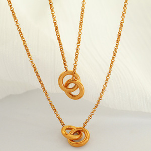 Bracciale con Ciondolo a Fibbia Geometrica Francese, Design Speciale, Versatile, in Acciaio al Titanio, Moda Coreana 2026 - Product Image 3