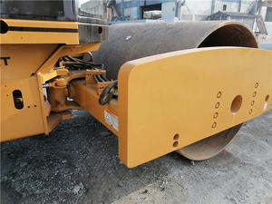 Rodillo de Neumáticos CAT Usado Barato CS683 (CS-683E/CS683) de Tambor Único con Componente Central de Bomba, Modelo 2017, Buen Estado - Product Image 6