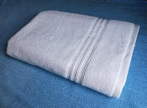 WHITE <b>TOWELS</b> White Terry Cloth <b>Beach</b> <b>Towel</b> Solid Color Quick-Dry Rectangle Modern All-Season Adult Use - Product Image 2
