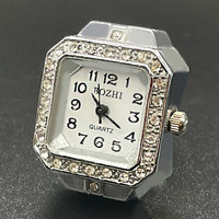 Vente chaude Doigt Analogique Élastique Mini Vintage Quartz Bracelet Élastique Stretch Anneau Montre