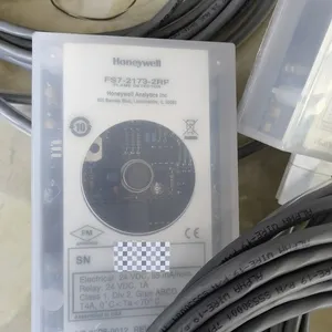 Détecteur de flamme PLC FS7-2173-2RP 24VDC <span class=keywords><strong>1A</strong></span> IP67 T4A Classe 1 <span class=keywords><strong>Div</strong></span> 2 Groupe ABCD - Product Image 1