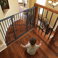 Porte de sécurité Porte de sécurité pour animaux de compagnie pour chiens et chats Escaliers en métal Produits durables pour animaux de compagnie