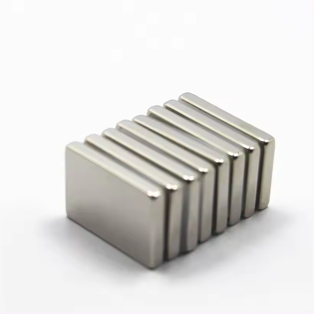 Professional Supplier of Super Strong Square Permanent Neodymium Magnets