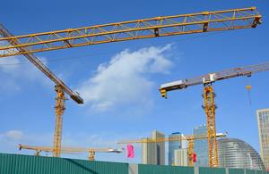 Grúa Torre de Alta Calidad JHT7018H-10 para Construcción de Instalaciones Públicas, Amplitud 15~70m, Brazo 30~70m con Componente de Motor Principal - Product Image 4