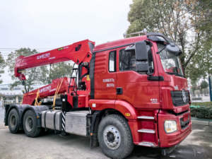 رافعة شاحنة نصف مقطورة هيدروليكية من شاكمان زوملايون، وحدة جر، رافعة شاحنة بقدرة رفع 50 كيلو نيوتن.متر للنقل في الموانئ والمناجم - Product Image 2