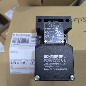 สวิตช์นิรภัย Schmersal รุ่น AZ 16ZVK-M16 SPDT 24V 1A สวิตช์จำกัดระยะทางสำหรับอุตสาหกรรม - Product Image 1