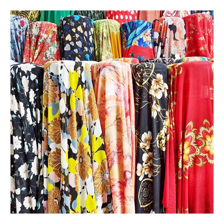 High Quality Woven Stock Lot Polyester Silk Chiffon Printed Fabric For Women Skirt Fabric
