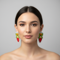 Boucles d'oreilles pendantes MANTU en perles de fraise, bijoux spirituels faits à la main, artisanat indigène, pièce unique, verre bohème