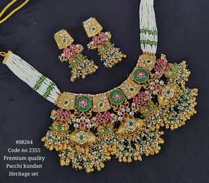 Conjunto de collar Pachi chapado en oro 08264 con aretes y tikka para mujer, joyería nupcial festiva para bodas - Product Image 2