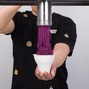 Máquina para hacer helados y fideos Mont Blanc con 6 tolvas, China, sin devoluciones ni cambios - Product Image 1
