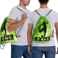 Sac à dos à cordon en polyester avec impression intégrale pour enfants, motif ballon de football